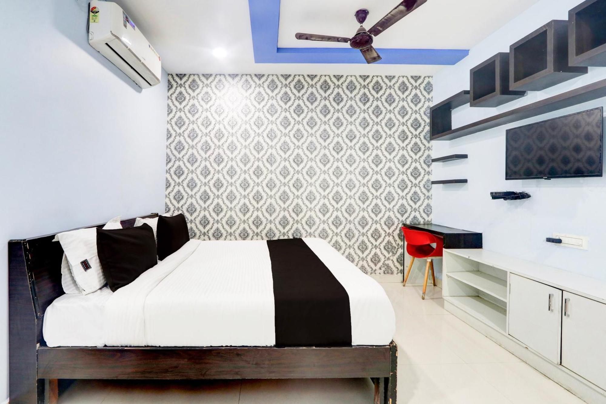 Hotel O Moon Light Nizamabad 外观 照片